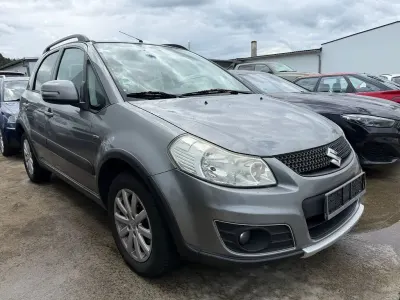 Gebraucht Suzuki SX4 Style 135 PS (99 kW) 2011 Grau Limousine