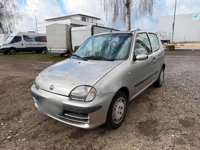 Gebraucht Fiat Seicento 54 PS (39 kW) 2001 Silber Kleinwagen