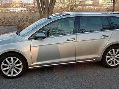 Gebraucht VW Golf VII Highline 150 PS (110 kW) 2018 Silber Kombi