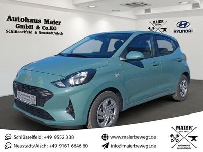 Gebraucht Hyundai i10 Select 63 PS (46 kW) 2025 Gruen Kleinwagen
