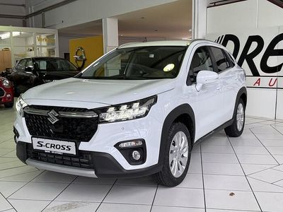 Neu Suzuki SX4 S-Cross Comfort 110 PS (80 kW) 2026 Cool white pearl metallic Limousine