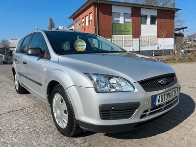 Gebraucht Ford Focus Trend 101 PS (74 kW) 2006 Silber Kombi