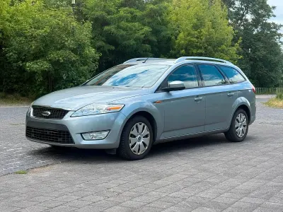 Gebraucht Ford Mondeo Ambiente 145 PS (106 kW) 2007 Silber Kombi