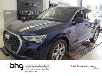 Gebraucht Audi Q3 150 PS (110 kW) 2023 Navarrablau metallic SUV