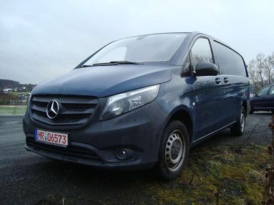 Gebraucht Mercedes Vito 136 PS (100 kW) 2017 Navyblau Van