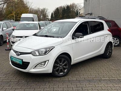 Weiß Gebraucht 2014 Hyundai i20 Edition Kleinwagen | 6.490 € (Fairer Preis)