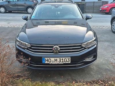 Gebraucht VW Passat 150 PS (110 kW) 2021 Schwarz Kombi