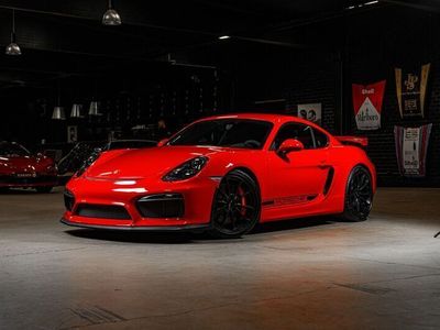 Porsche Cayman GT4
