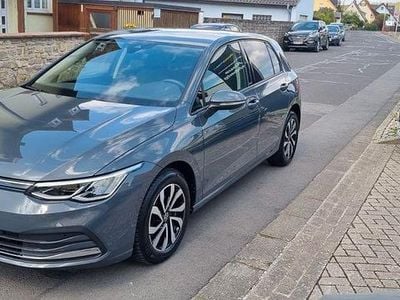 Usata VW Golf VIII Active 131 CV (96 kW) 2023 Grigio Berlina