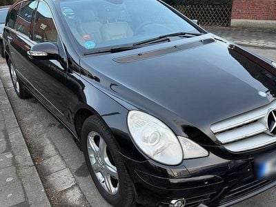 Gebraucht Mercedes R320 224 PS (164 kW) 2008 Schwarz Van / Kleinbus