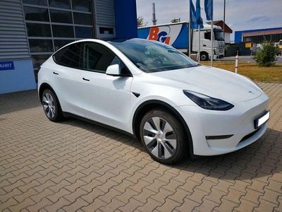 Second-hand Tesla Model Y 378 kW (514 CP) 2022 Alb SUV