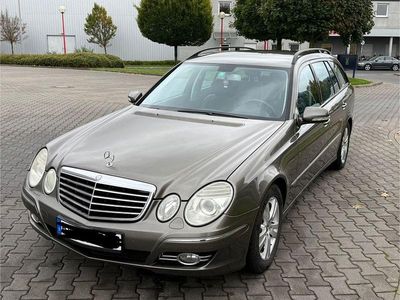 Mercedes E220
