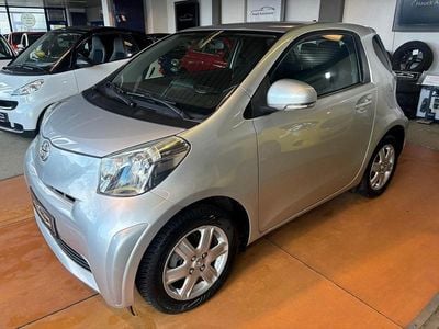 Usata Toyota iQ 68 CV (50 kW) 2009 Argento Utilitaria