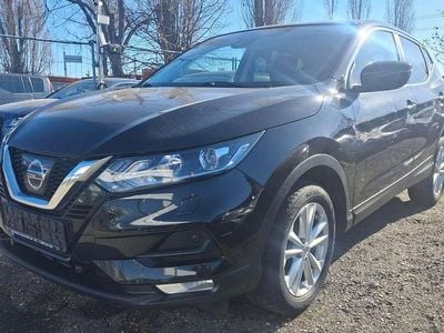 Gebraucht Nissan Qashqai Acenta 116 PS (85 kW) 2017 Black (m) SUV
