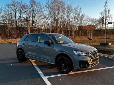 Gebraucht Audi Q2 S-Line 150 PS (110 kW) 2018 Grau SUV