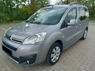 Gebraucht Citroën Berlingo 110 PS (80 kW) 2018 Grau Van / Kleinbus