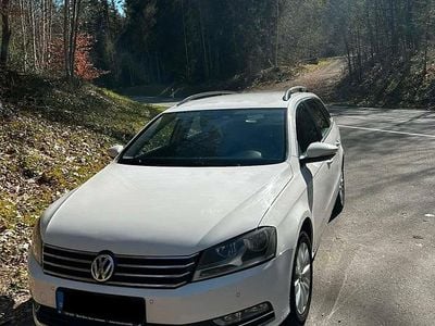Usata VW Passat Comfortline 105 CV (77 kW) 2012 Bianco Station wagon