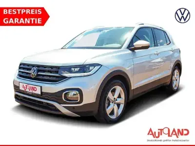 Gebraucht VW T-Cross 150 PS (110 kW) 2023 Reflexsilbermet. SUV