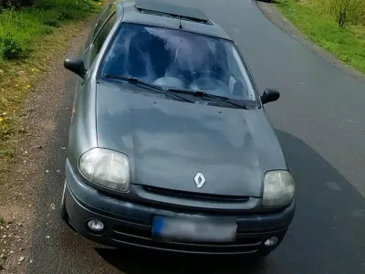 Gebraucht Renault Clio II 58 PS (42 kW) 1999 Grau Kleinwagen