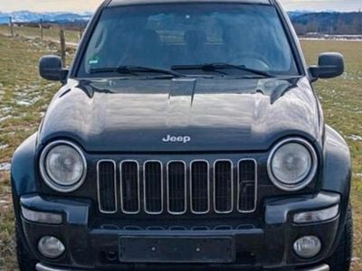Schwarz Gebraucht 2004 Jeep Cherokee SUV | 2.199 € (Superpreis)