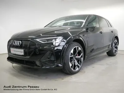 Gebraucht Audi e-tron Sport 369 kW (503 PS) 2022 Mythosschwarz metallic SUV