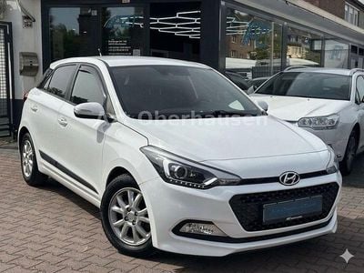 Second-hand Hyundai i20 Passion 101 CP (74 kW) 2016 Alb Berlinǎ