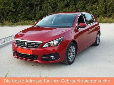 Rot Gebraucht 2021 Peugeot 308 Allure Limousine | 17.800 € (Fairer Preis)