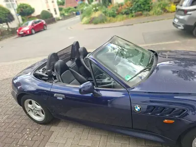 Gebraucht BMW Z3 116 PS (85 kW) 1997 Blau Cabrio
