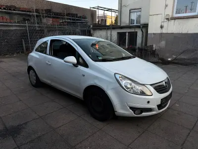 Brugt Opel Corsa 80 HK (58 kW) 2009 Hvid Hatchback