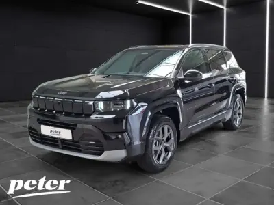 Neu Jeep Compass 146 PS (107 kW) 2026 Vulcano black SUV