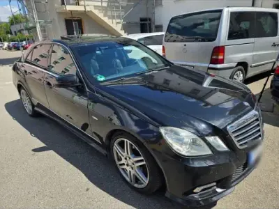Gebraucht Mercedes E350 2013 Schwarz Limousine