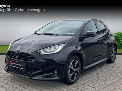 Neu Toyota Yaris Hybrid 116 PS (85 kW) 2025 Mysticschwarz mica Kleinwagen