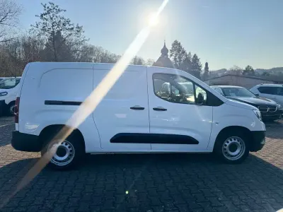 Gebraucht Opel Combo Edition 102 PS (75 kW) 2022 Weiß Van / Kleinbus