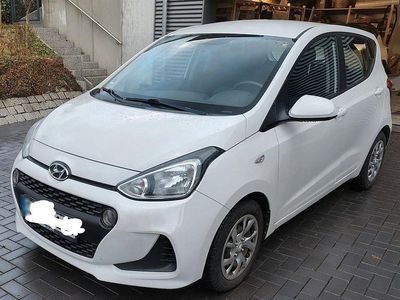 Usata Hyundai i10 Style 87 CV (63 kW) 2017 Bianco Utilitaria