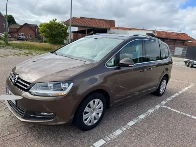 Gebraucht VW Sharan 136 PS (100 kW) 2011 Braun Van / Kleinbus