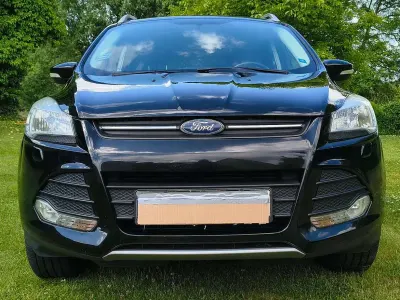 Gebraucht Ford Kuga Trend 150 PS (110 kW) 2015 Schwarz SUV