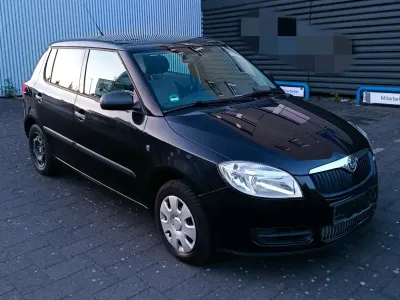 Używany Skoda Fabia 69 KM (50 kW) 2009 Czarny Hatchback