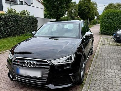 Audi S1