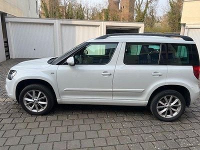 Gebraucht Skoda Yeti Drive 110 PS (80 kW) 2016 Weiß SUV