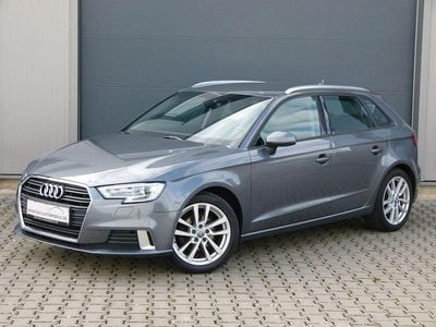 Gebraucht Audi A3 Sport 150 PS (110 kW) 2018 Monsungrau Limousine