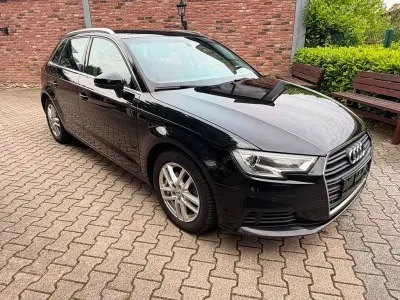 Gebraucht Audi A3 Ambiente 150 PS (110 kW) 2018 Schwarz Limousine