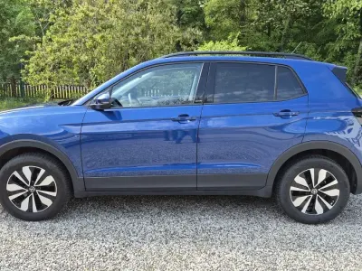 Używany VW T-Cross Move 95 KM (69 kW) 2023 Niebieski SUV