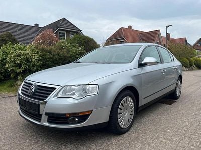 Gebraucht VW Passat 116 PS (85 kW) 2006 Silber Limousine