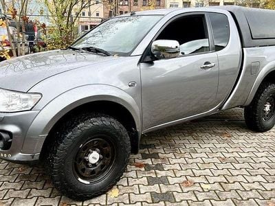 Mitsubishi L200