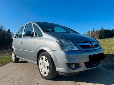 Gebraucht Opel Meriva 104 PS (76 kW) 2009 Silber Van / Kleinbus