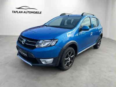 Gebraucht Dacia Sandero Prestige 90 PS (66 kW) 2016 Blau SUV