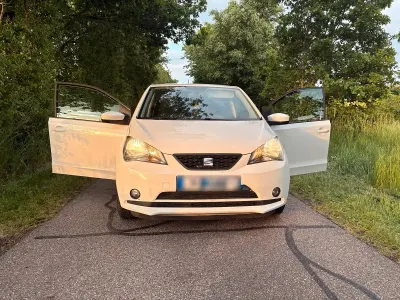 Gebraucht Seat Mii 60 PS (44 kW) 2015 Weiß Kleinwagen