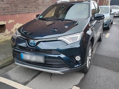 Blau Gebraucht 2018 Toyota RAV4 Hybrid Executive SUV | 22.500 € (Fairer Preis)