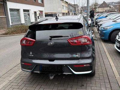 Gebraucht Kia Niro Spirit 141 PS (103 kW) 2017 Schwarz SUV