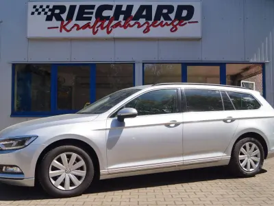 Gebraucht VW Passat 150 PS (110 kW) 2019 Silber Kombi